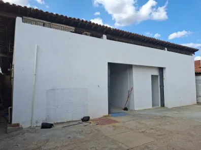 Galpão/Depósito/Armazém com 2 Quartos para alugar, 364m² no Monte Castelo, Teresina
