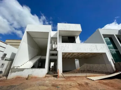 Casa de Condomínio com 3 Quartos à venda, 251m² no Nova Uberlândia, Uberlândia