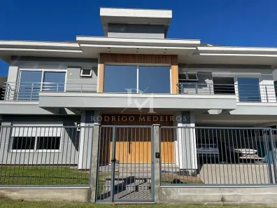 Casa de Condomínio com 4 Quartos à venda, 378m² no Campeche, Florianópolis