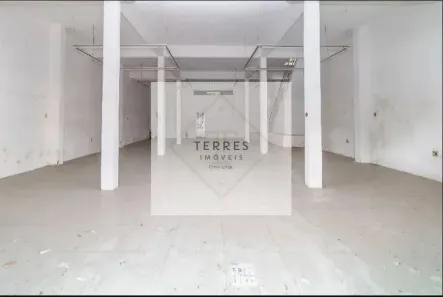 Ponto Comercial à venda, 500m² no Três Figueiras, Porto Alegre
