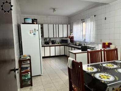 Casa com 4 Quartos à venda, 184m² no Vila Yara, Osasco