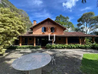 Casa de Condomínio com 5 Quartos à venda, 560m² no Itaipava, Petrópolis