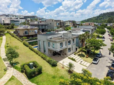 Casa de Condomínio com 5 Quartos à venda, 400m² no Tamboré, Santana de Parnaíba