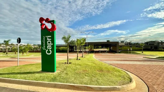 Lote/Terreno à venda, 450m² no Jardins Capri, Senador Canedo