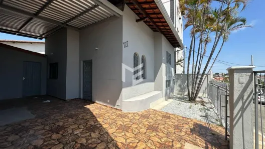 Ponto Comercial com 2 Quartos para alugar, 90m² no Petrópolis, Betim