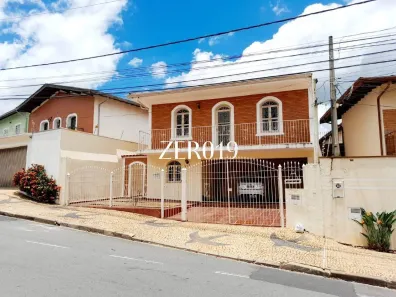 Casa com 3 Quartos à venda, 225m² no Vila Nogueira, Campinas