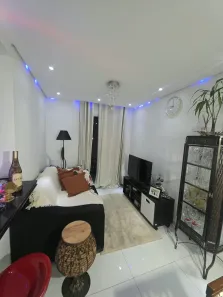 Apartamento com 2 Quartos à venda, 54m² no Vila Ester, Carapicuíba