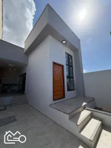 Casa com 3 Quartos à venda, 112m² no Novo Horizonte, Macaé