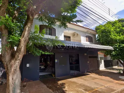 Sobrado com 4 Quartos à venda, 267m² no Parque Residencial Tuiuti, Maringá