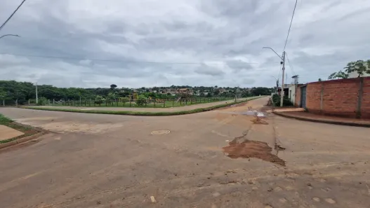 Casa com 1 Quarto para alugar, 75m² no Jardim Scala, Trindade