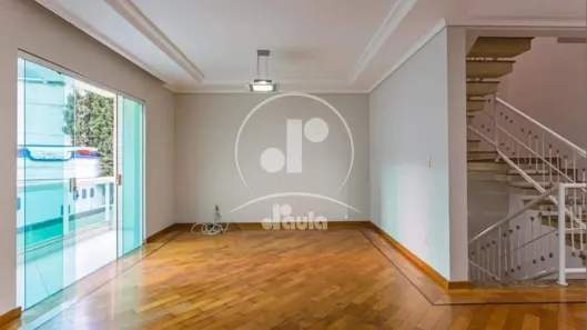 Sobrado com 3 Quartos para alugar, 250m² no Vila Gilda, Santo André