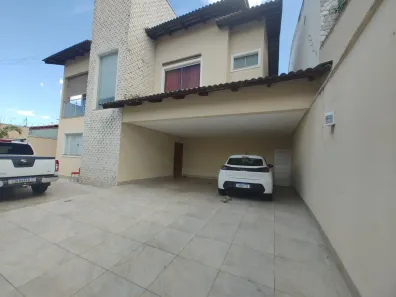 Sobrado com 3 Quartos à venda, 208m² no Parque Anhanguera, Goiânia