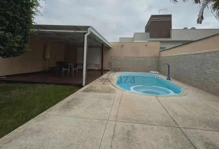 Casa de Condomínio com 3 Quartos à venda, 240m² no Loteamento Villa Branca, Jacareí