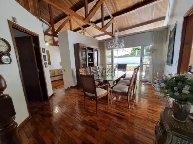Imóvel Comercial com 5 Quartos para alugar, 270m² no Lima Azevedo, Londrina