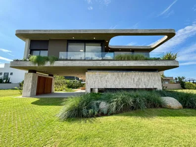 Casa de Condomínio com 5 Quartos à venda, 490m² no Maristela, Xangri-lá
