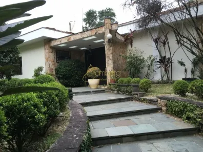 Casa com 3 Quartos para alugar, 540m² no Jardim Santa Helena, São Paulo