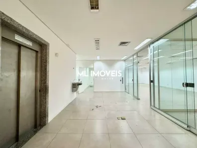 Prédio Comercial à venda, 500m² no Cavaleiros, Macaé