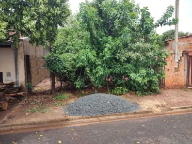Lote/Terreno à venda, 225m² no Parque das Hortências, Araraquara