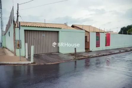 Casa com 4 Quartos à venda, 218m² no Jardim Itália, Cuiabá