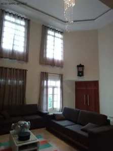 Sobrado com 3 Quartos à venda, 350m² no Vila Caputera, Mogi das Cruzes