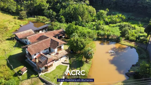 Fazenda/Sítio com 3 Quartos à venda, 600m² no Santa Terezinha, Gaspar