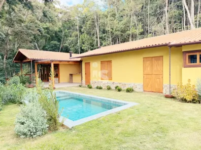 Casa com 4 Quartos à venda, 1475m² no Itaipava, Petrópolis