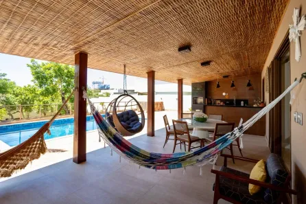 Casa de Condomínio com 4 Quartos à venda, 380m² no Pituaçu, Salvador