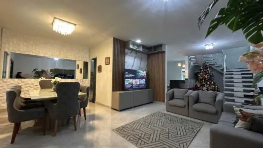 Casa com 4 Quartos à venda, 331m² no Parque 10 de Novembro, Manaus