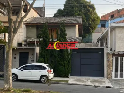 Sobrado com 3 Quartos à venda, 180m² no Jardim Vila Galvão, Guarulhos