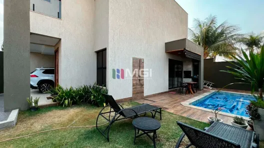 Sobrado com 3 Quartos à venda, 150m² no Vila Rezende, Goiânia