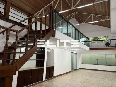 Ponto Comercial para alugar, 277m² no Jardim, Santo André