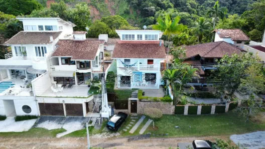 Casa com 4 Quartos à venda, 240m² no Loteamento Roteiro do Sol, Caraguatatuba