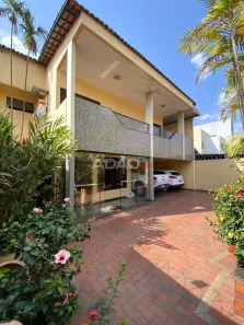 Casa com 6 Quartos à venda, 331m² no Jardim América, Goiânia