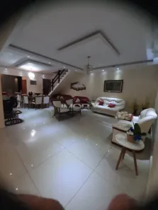 Sobrado com 3 Quartos para venda ou aluguel, 253m² no Vila Brunhari, Bauru