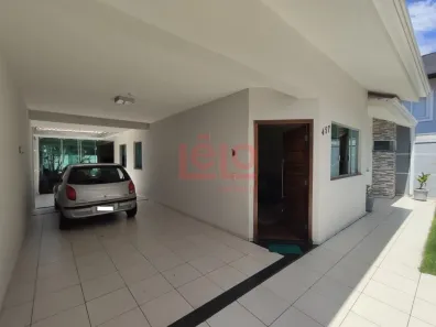 Casa com 3 Quartos à venda, 160m² no Vila Marumby, Maringá