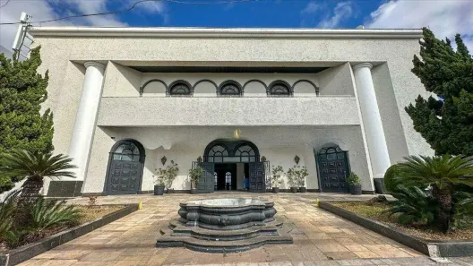 Prédio Comercial para alugar, 6534m² no Estoril, Belo Horizonte