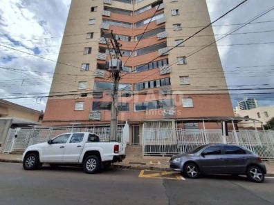 Apartamento com 3 Quartos à venda, 80m² no Centro, São Carlos