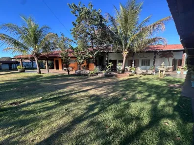 Casa com 5 Quartos à venda, 409m² no Jardim Zavanella, Araraquara