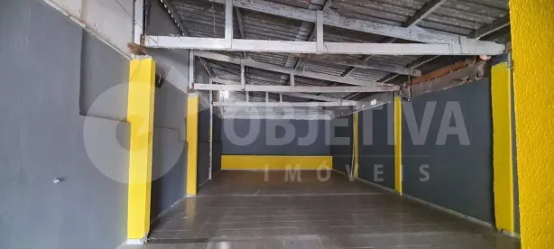 Ponto Comercial à venda, 240m² no Centro, Uberlândia