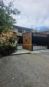 Sobrado com 3 Quartos à venda, 557m² no Parque São Quirino, Campinas