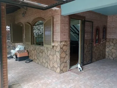 Sobrado com 4 Quartos à venda, 440m² no Niterói, Canoas