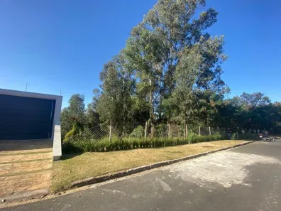 Lote/Terreno à venda, 717m² no Centro, Serra Negra