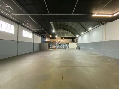 Prédio Comercial para alugar, 500m² no Desvio Rizzo, Caxias do Sul