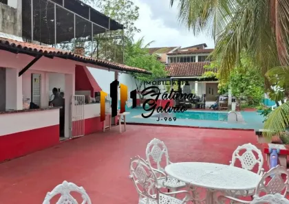 Casa com 6 Quartos à venda, 550m² no Mangueirão, Belém