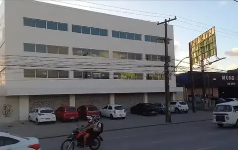 Prédio Comercial com 10 Quartos para alugar, 2459m² no Imbiribeira, Recife