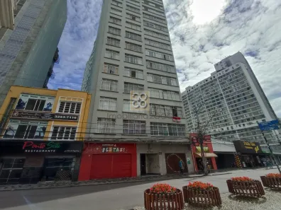 Apartamento com 1 Quarto para alugar, 41m² no Centro, Curitiba