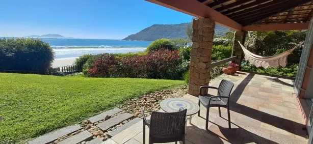 Casa de Condomínio com 4 Quartos à venda, 263m² no Ponta das Canas, Florianópolis