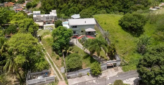Casa com 4 Quartos para venda ou aluguel, 1460m² no Jardim Alice, Barra Mansa