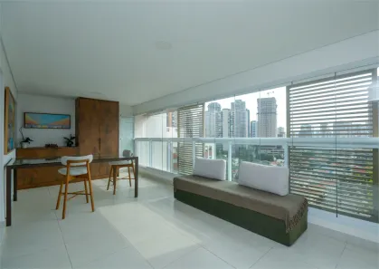 Apartamento com 3 Quartos à venda, 178m² no Jardim das Acácias, São Paulo