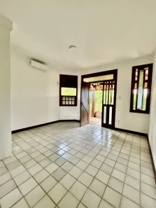 Casa de Condomínio com 4 Quartos à venda, 450m² no Piatã, Salvador